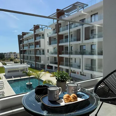 Stay And Chill -Luxury Studio In Kato Paphos Exterior photo