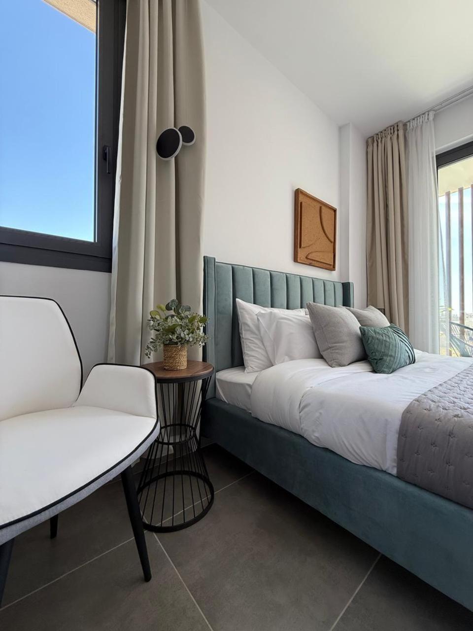 And Chill -luxury In Kato Paphos