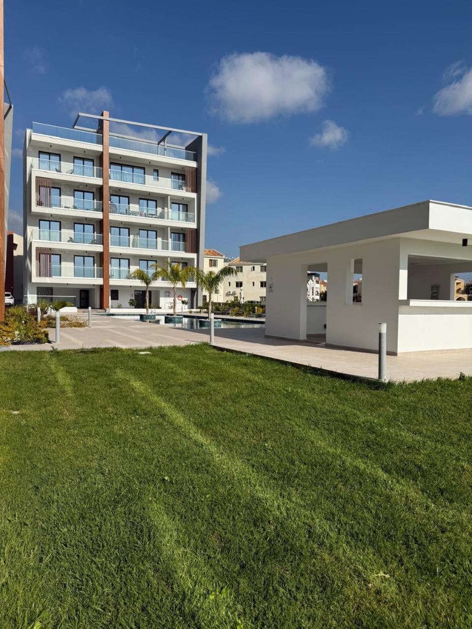And Chill -luxury In Kato Appartement Paphos